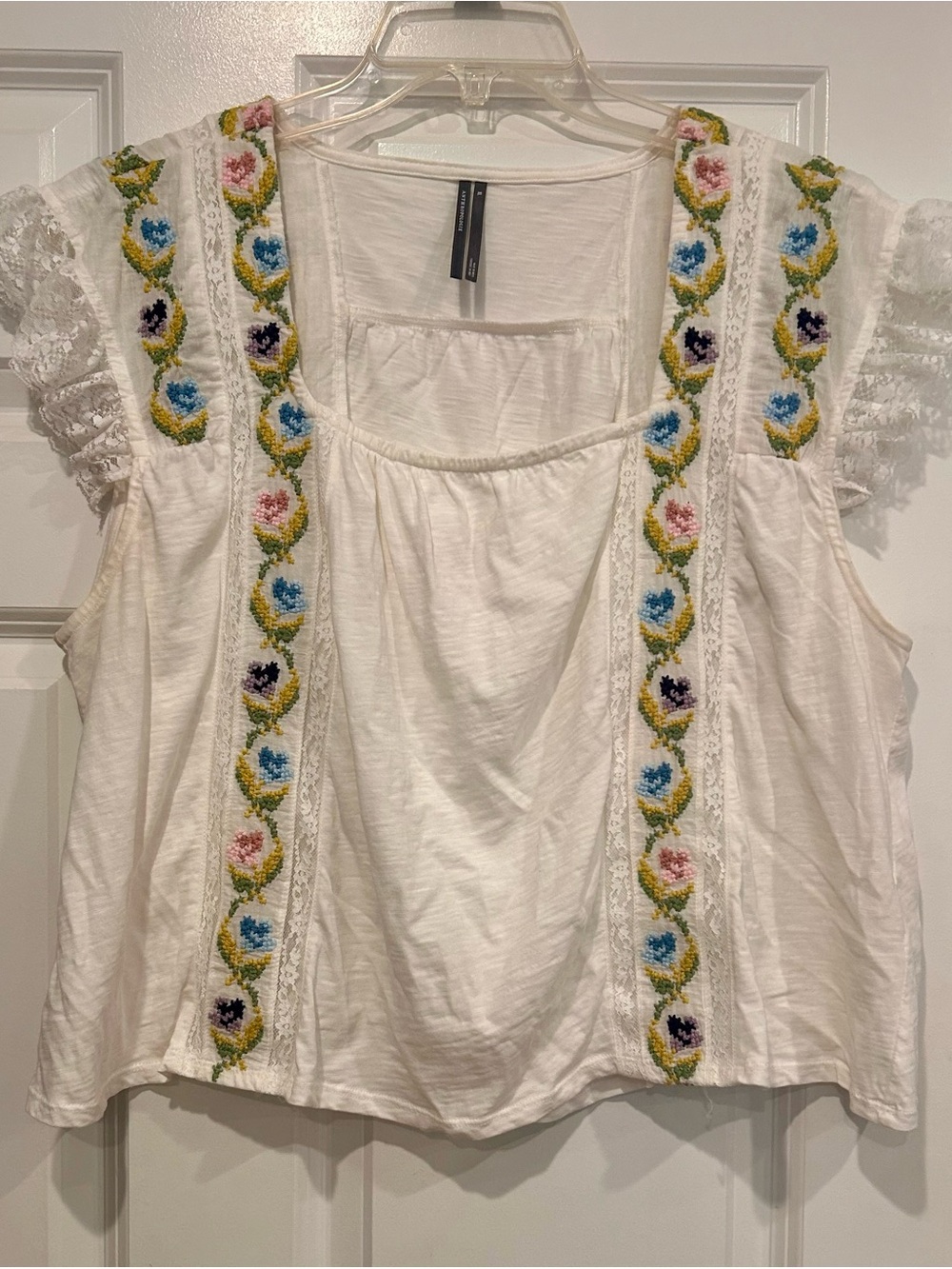 Anthropology Embroidered White Women’s Peasant Top